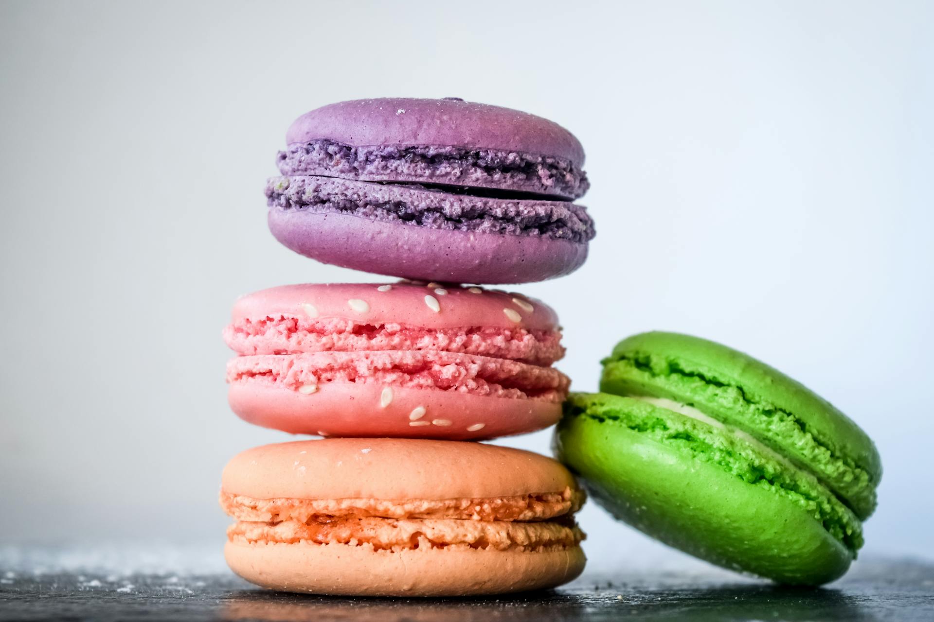 4 macaroons