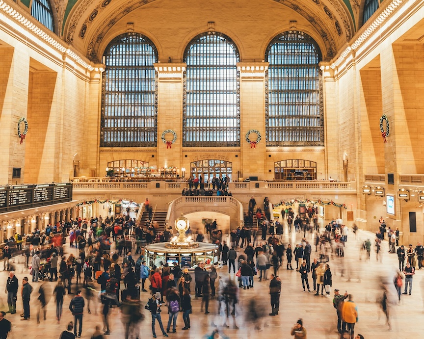 people walking through grand central station nyc